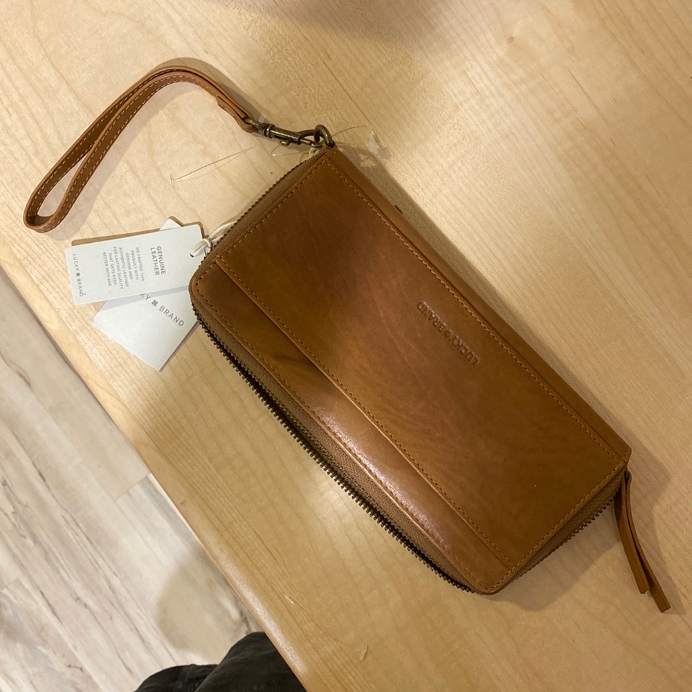 NWT Lucky Brand Genuine Leather Wallet Kowe